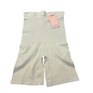 Shapermint All Day Everyday High Waisted Shaper Shorts Size M/L Nude Seamless